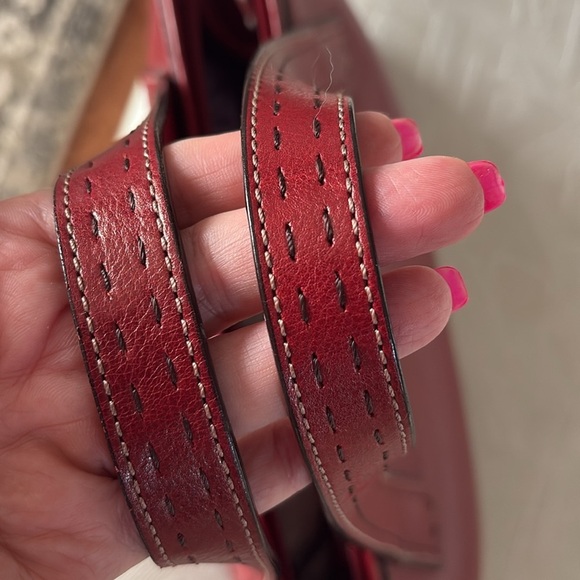 Vintage Fossil deep Red Leather satchel Handbag purse zippered / inside pockets - Picture 4 of 16